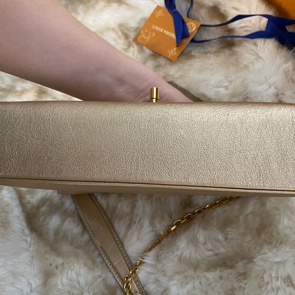 Louis Vuitton Gold Calfskin Leather Love Note Bag - Picture 6 of 9